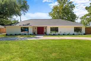 356 Willow Wood St, Murphy, TX 75094 - Photo 2