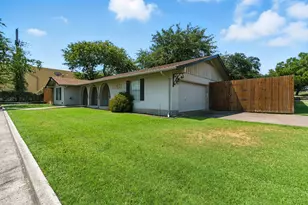 725 Red Oak Ln, Weatherford, TX 76086 - Photo 2