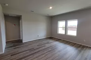 11133 Lone Ranger Ln, Fort Worth, TX 76036 - Photo 4