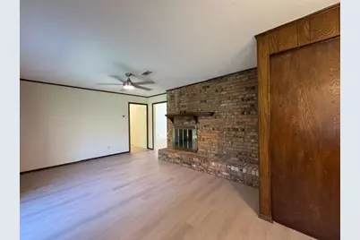 324 Oakwood Circle, Shady Shores, TX 76208 - Photo 6