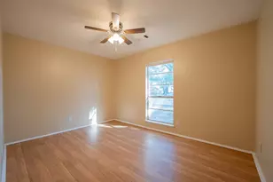 4401 Mint Dr, Garland, TX 75043 - Photo 4