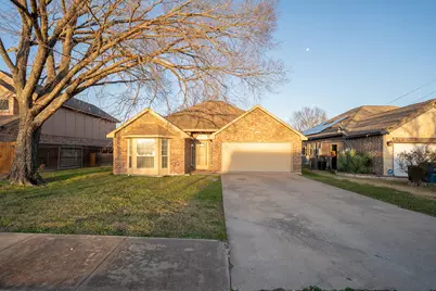 902 E Aimee Street, Forney, TX 75126 - Photo 2