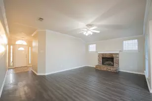 902 E Aimee St, Forney, TX 75126 - Photo 8