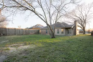 902 E Aimee St, Forney, TX 75126 - Photo 4