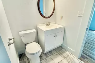 703 N Cleveland Ave, Sherman, TX 75090 - Photo 34