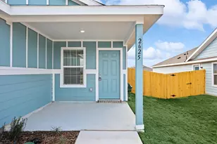 2625 Kingsman Dr, Fort Worth, TX 76179 - Photo 2