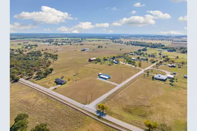127 Pleasant View Drive, Bridgeport, TX 76426 - Photo 10
