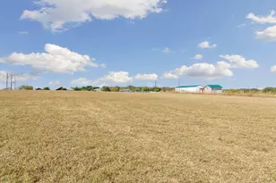 127 Pleasant View Dr, Bridgeport, TX 76426 - Photo 14