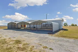 127 Pleasant View Dr, Bridgeport, TX 76426 - Photo 26