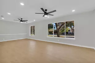 4815 Kelman St, Dallas, TX 75214 - Photo 14