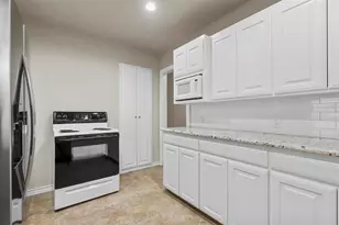 4209 Curzon Ave, Fort Worth, TX 76107 - Photo 12