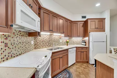 3235 Cole Avenue #55, Dallas, TX 75204 - Photo 14
