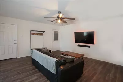 5829 Honey Creek Street, Fort Worth, TX 76179 - Photo 6