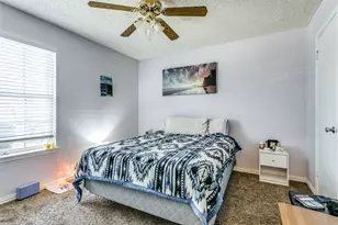 829 Creekside Dr, Lewisville, TX 75067 - Photo 4