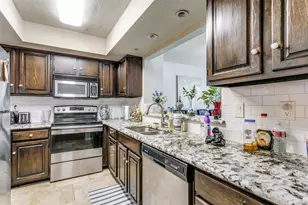 829 Creekside Dr, Lewisville, TX 75067 - Photo 8