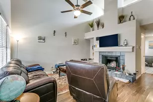 829 Creekside Dr, Lewisville, TX 75067 - Photo 10