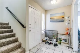 829 Creekside Dr, Lewisville, TX 75067 - Photo 2