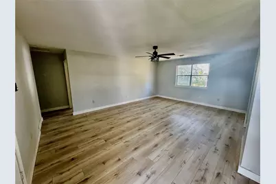 402 N Hughes Street, Howe, TX 75459 - Photo 4