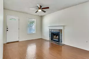 1713 Windsong Ln, Irving, TX 75060 - Photo 2