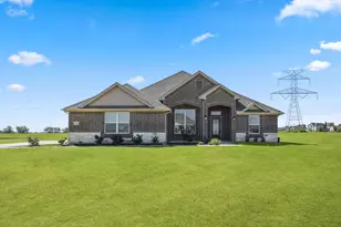 1160 Colina Pkwy, Farmersville, TX 75442 - Photo 2