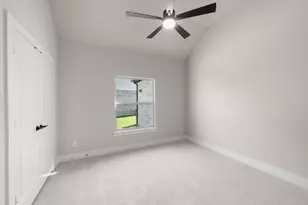 7104 Seagrove Ct, Grand Prairie, TX 75054 - Photo 4