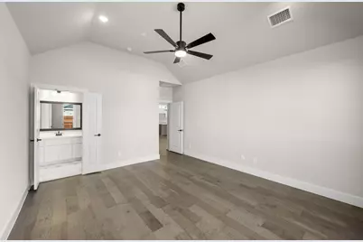 7104 Seagrove Court, Grand Prairie, TX 75054 - Photo 18