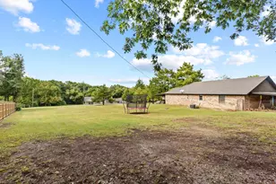 176 Blue Creek Cir, Sherman, TX 75090 - Photo 28