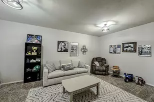 10165 China Creek Dr, Waco, TX 76708 - Photo 16