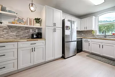 4544 N Shore Drive, The Colony, TX 75056 - Photo 4