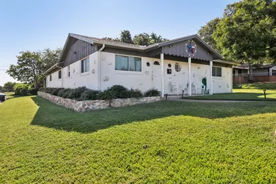 4201 Burke Road, Fort Worth, TX 76119 - Photo 4