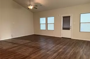 3253 Cumby Dr, Royse City, TX 75189 - Photo 2