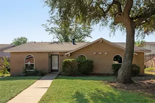 9324 County View Rd, Dallas, TX 75249 - Photo 2