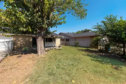 9324 County View Road, Dallas, TX 75249 - Photo 22