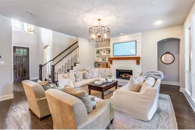 1101 Damsel Caitlyn Drive, Lewisville, TX 75056 - Photo 10
