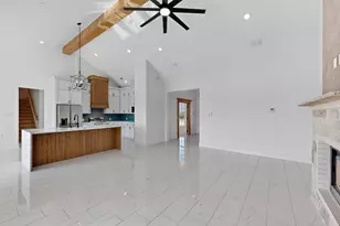 1025 Gonzollas Rd, Springtown, TX 76082 - Photo 10