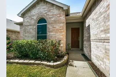 1223 Mockingbird Drive, Aubrey, TX 76227 - Photo 2