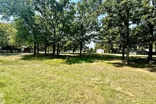 40 Cumberland Cir, Denison, TX 75021 - Photo 4