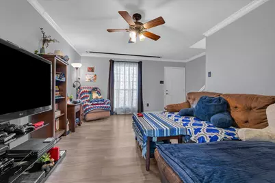 1349 S 11th Street, Waco, TX 76706 - Photo 6