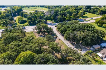 2000 Dowdy Ferry Road, Dallas, TX 75217 - Photo 8