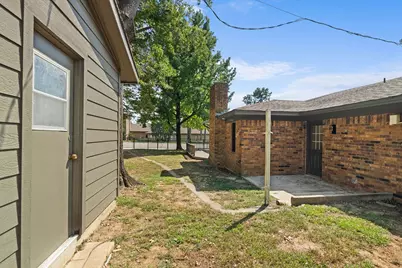 1195 33rd Street SE, Paris, TX 75460 - Photo 32