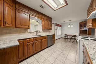 4121 Tokio Rd, West, TX 76691 - Photo 10