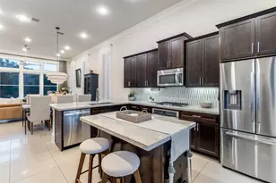 723 S Cesar Chavez Blvd, Dallas, TX 75201 - Photo 2