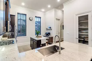 723 S Cesar Chavez Blvd, Dallas, TX 75201 - Photo 10