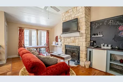 616 Thorp Spring Road, Granbury, TX 76048 - Photo 30