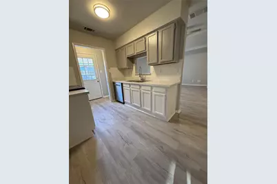 1435 N Bluegrove Road, Dallas, TX 75134 - Photo 14