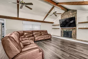 101 Meadow Ct, Weatherford, TX 76086 - Photo 14