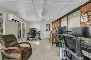 101 Meadow Ct, Weatherford, TX 76086 - Photo 18