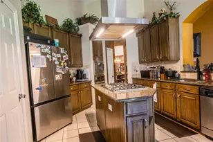 2405 Pine Hollow Ct, Arlington, TX 76006 - Photo 16