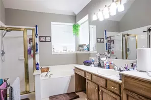 2405 Pine Hollow Ct, Arlington, TX 76006 - Photo 24