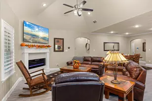 2620 Houston Ct, Granbury, TX 76048 - Photo 12